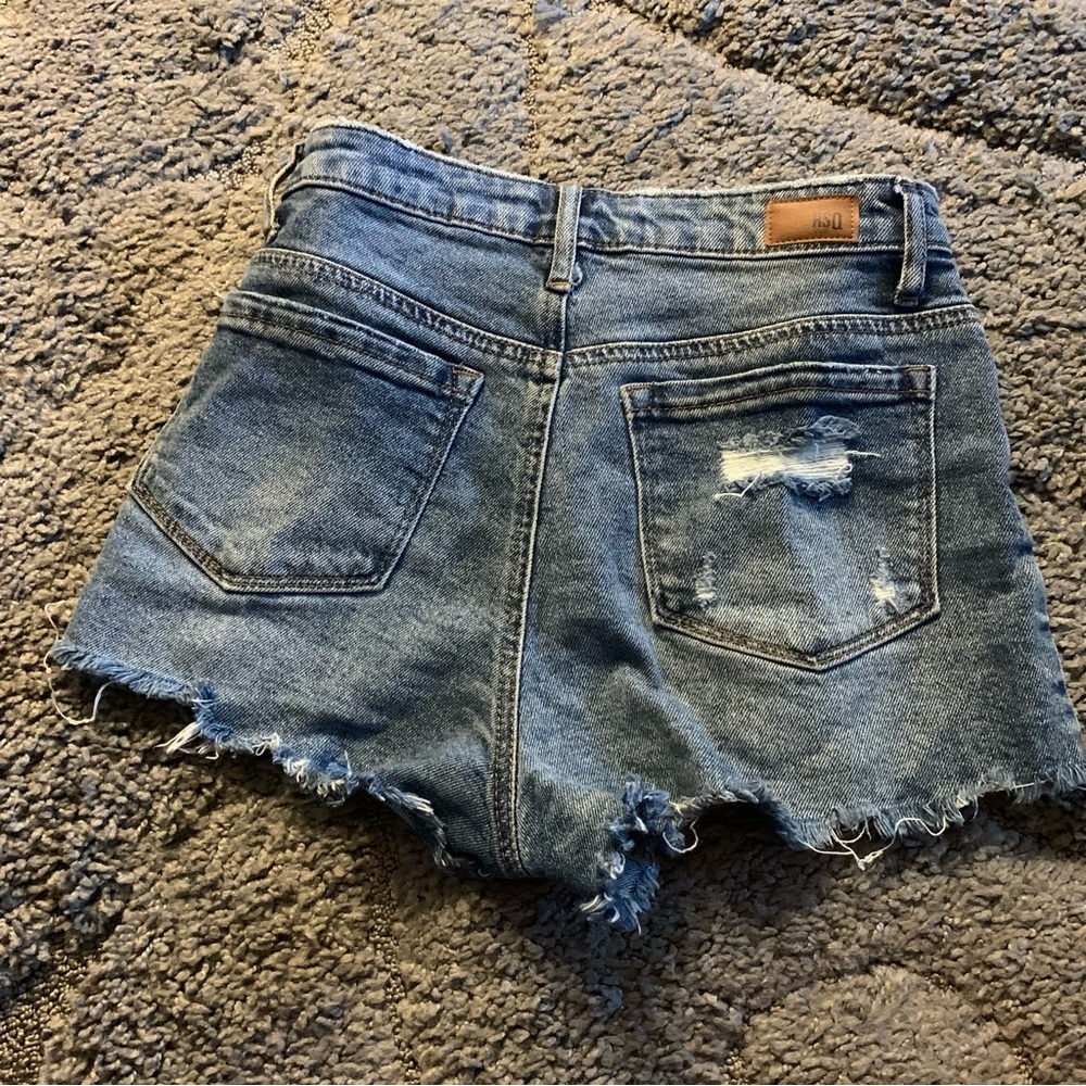 Jean Shorts - Picture 2 of 3